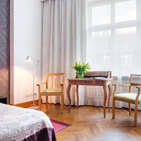 Tyzenhauz Apartments Krowoderska Street Krakow Exterior photo