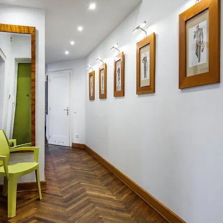 Tyzenhauz Apartments Krowoderska Street Krakow Exterior photo