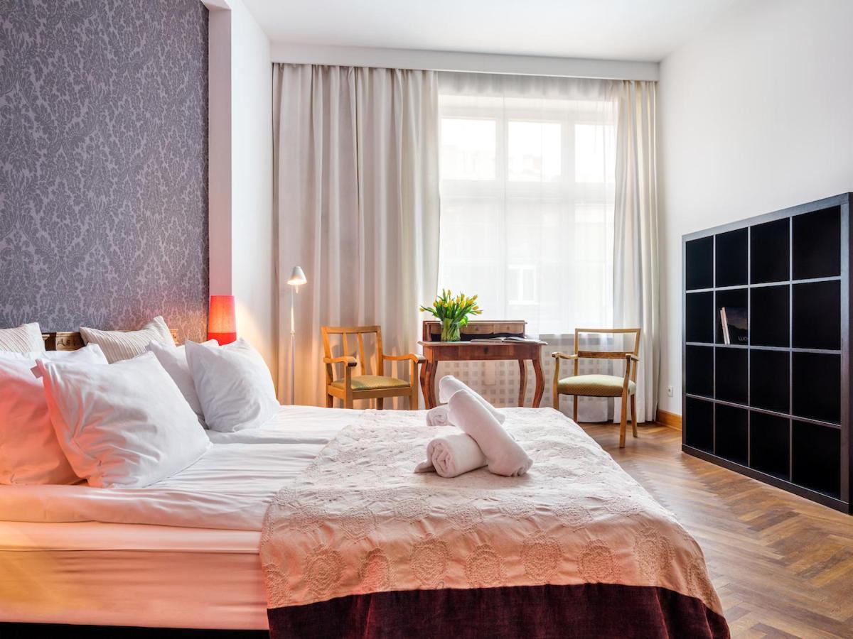 Apartment Tyzenhauz Krowoderska Street Krakow