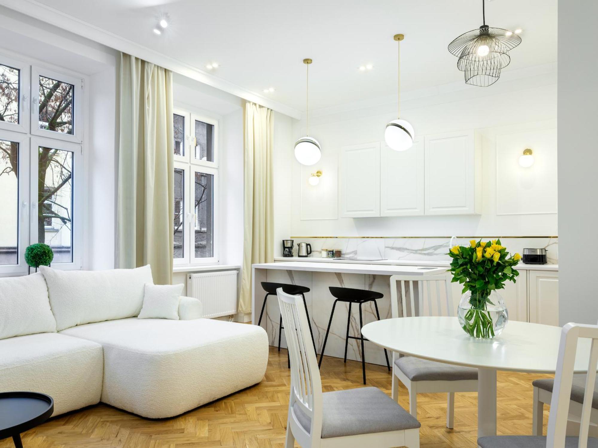 Apartment Tyzenhauz Krowoderska Street Krakau